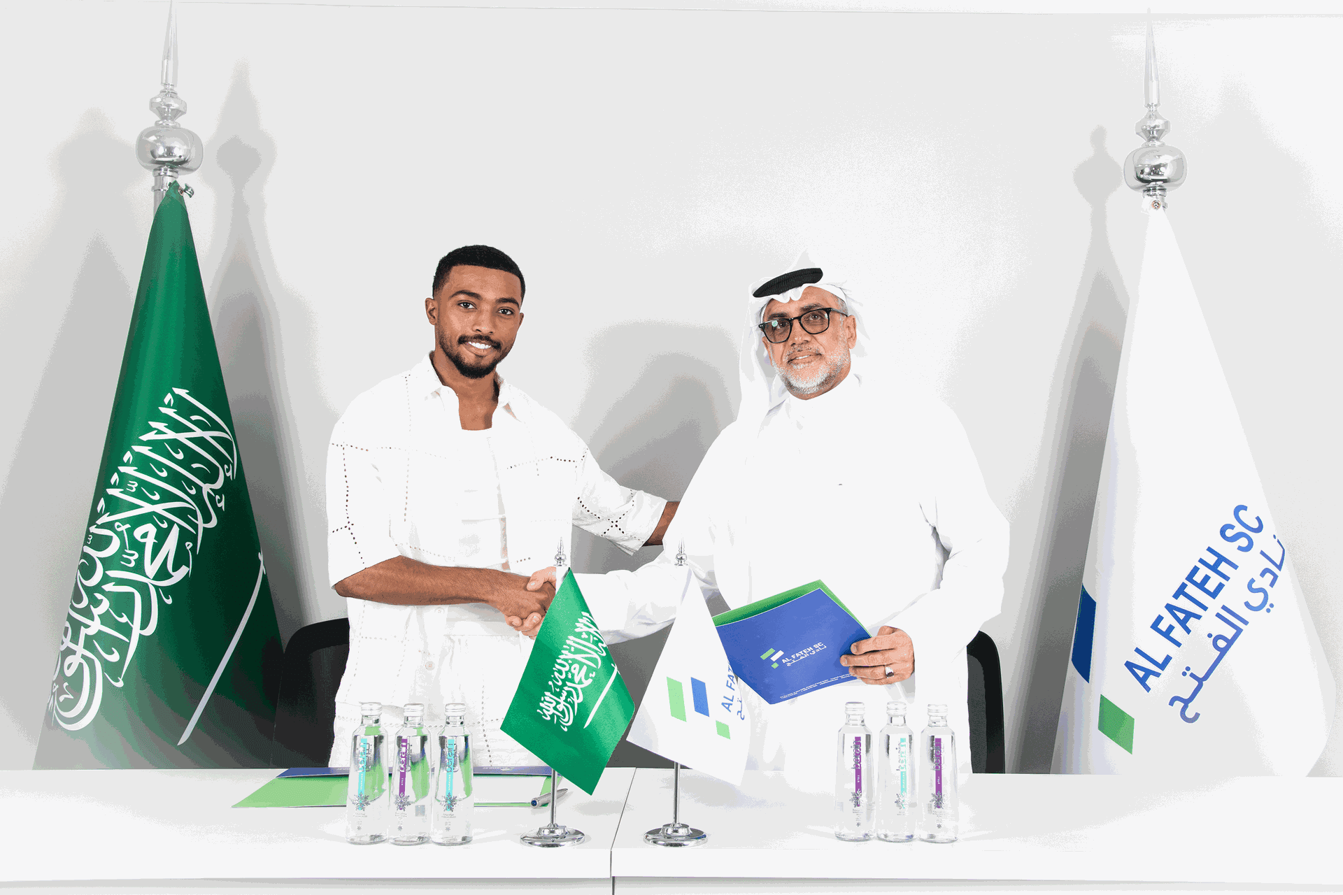 نايف مسعود ينضم إلى صفوف نادي الفتح